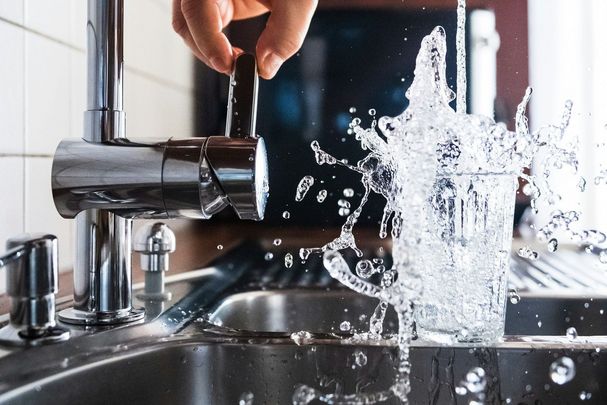 Trinkwasser; Foto: Jacek Dylag