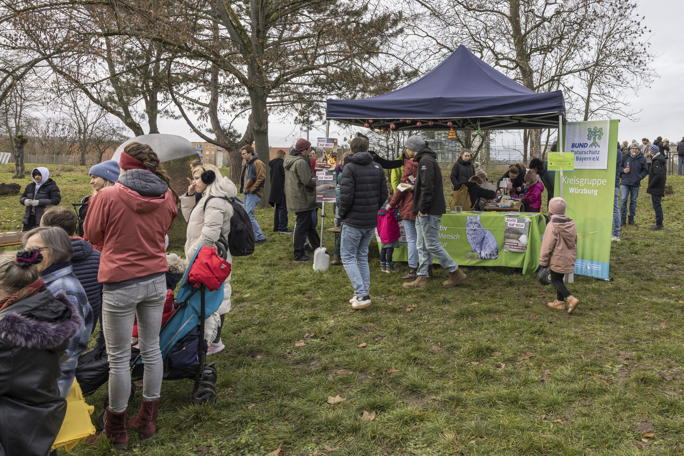 Am 7. Dezember 2025 waren wir wieder mit einem Stand beim Winterzauber dabei (Bild: Gudrun Müller)